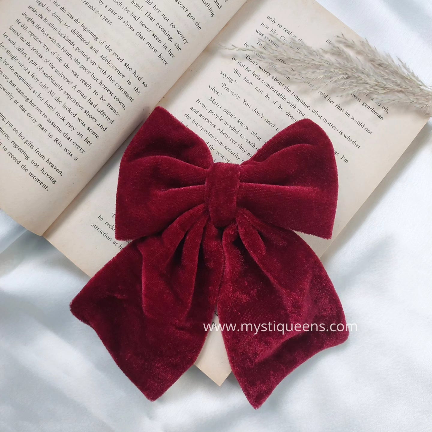 Red wine Bow