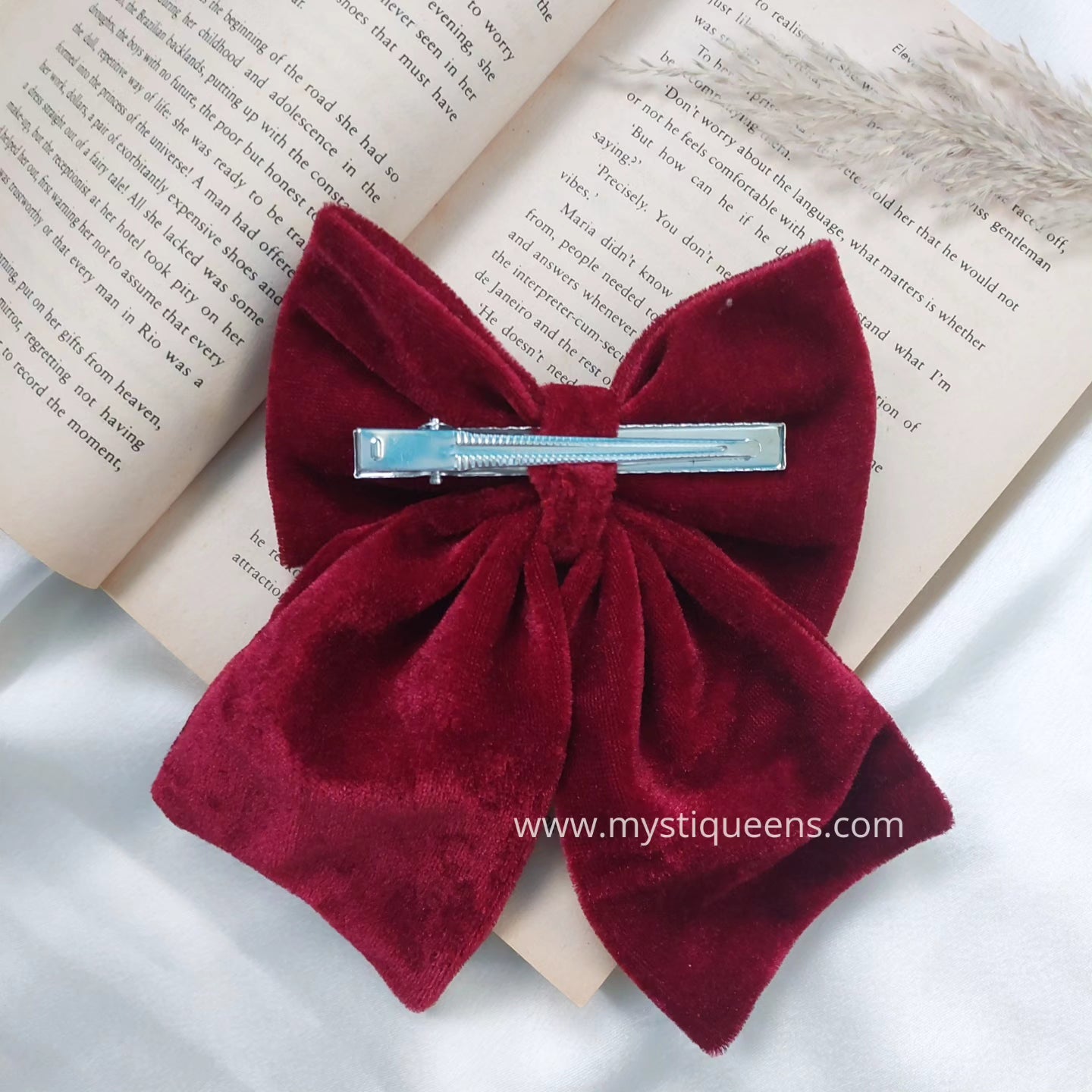 Red wine Bow